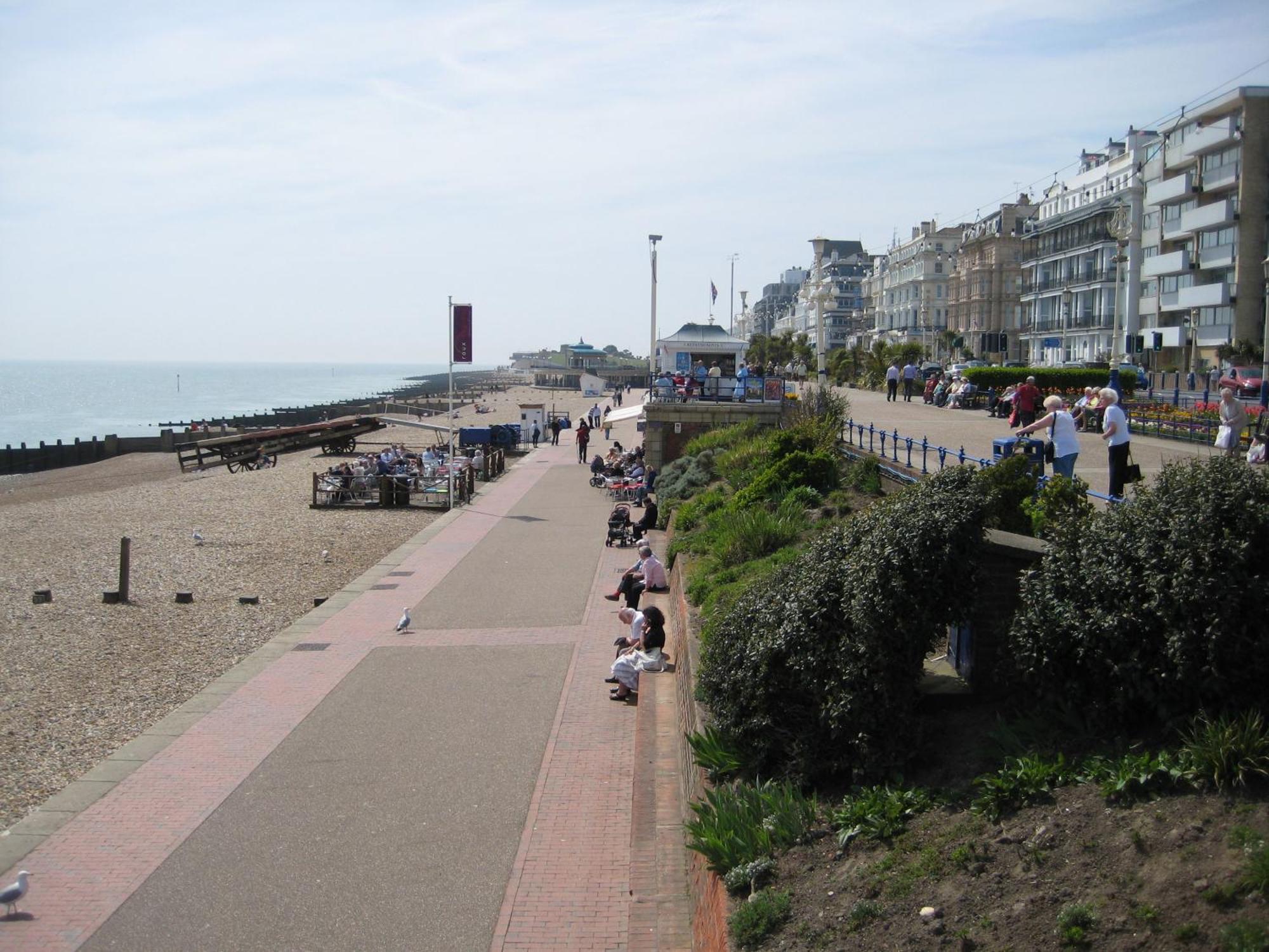 The Cherry Tree Guest House Eastbourne Exteriör bild