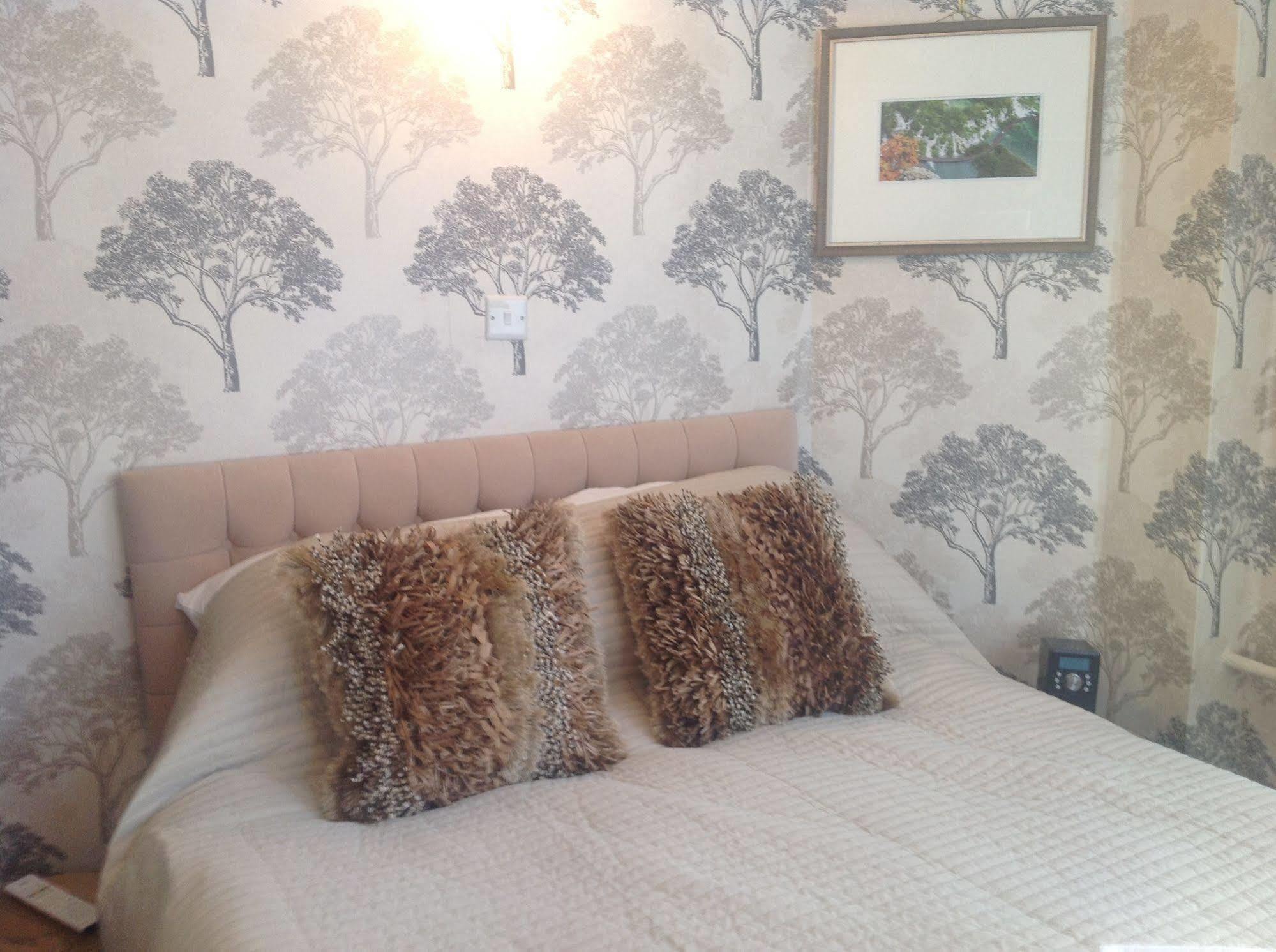 The Cherry Tree Guest House Eastbourne Exteriör bild